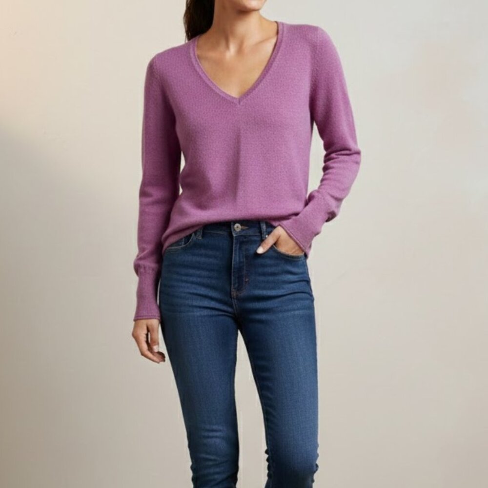 Uniqlo Women's 100% Cashmere Fitted V-Neck Jumper